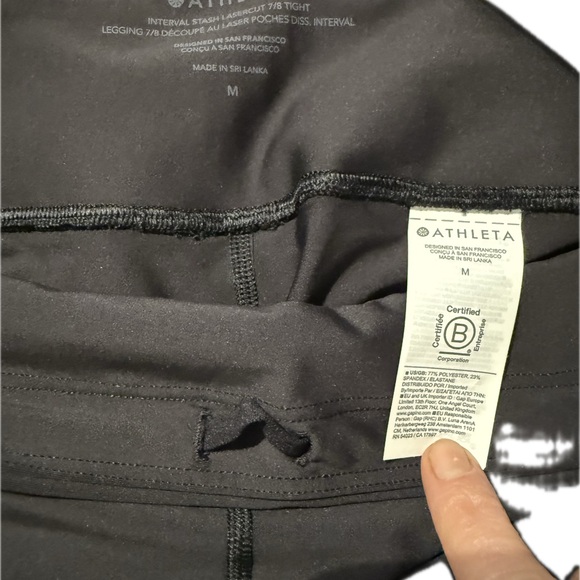 Athleta 🏷️ NWT - Interval Stash Laser Cut 7/8 Tights Size Women’s Med Charcoal - Picture 6 of 6